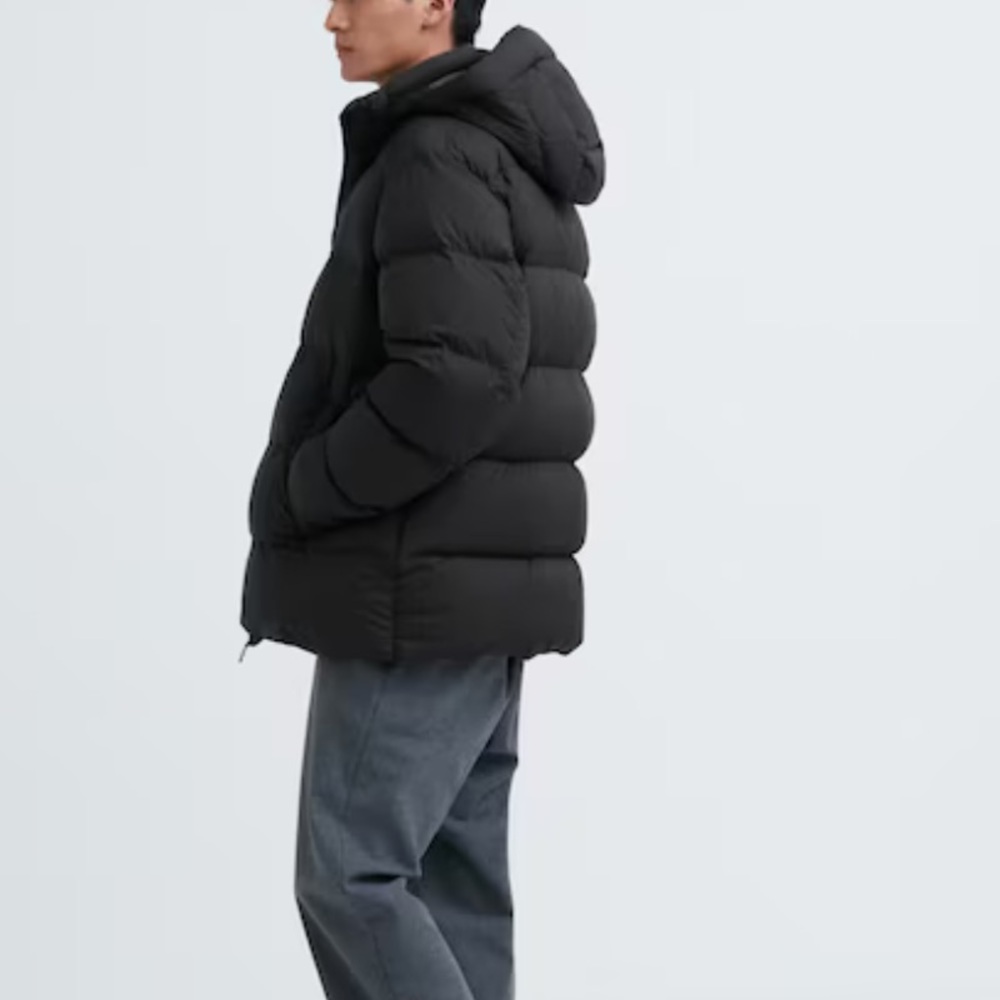 Uniqlo Men’s XL Powder Soft Down Puffer Jacket Black Hooded Like New - Picture 4 of 17